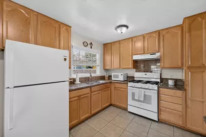 55 Hill Ave, Watsonville, CA 95076 - Photo 11