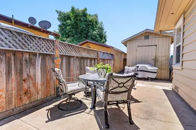 55 Hill Ave, Watsonville, CA 95076 - Photo 21