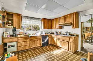 6308 Hillsdale Blvd, Sacramento, CA 95842 - Photo 5