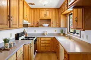 674 Pine St, Monterey, CA 93940 - Photo 9