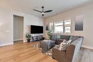 2408 Dilip Dr, Manteca, CA 95337 - Photo 43