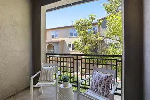 596 San Posadas Ter 23, Sunnyvale, CA 94085 - Photo 17