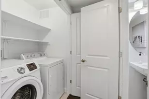 596 San Posadas Ter 23, Sunnyvale, CA 94085 - Photo 15