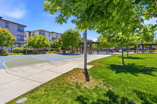 596 San Posadas Ter 23, Sunnyvale, CA 94085 - Photo 37