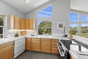 29 Los Encinos Dr, Del Rey Oaks, CA 93940 - Photo 11