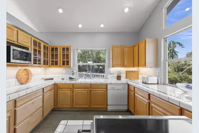 29 Los Encinos Dr, Del Rey Oaks, CA 93940 - Photo 9