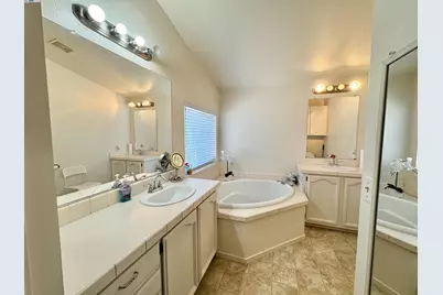 1220 Tasman 39, Sunnyvale, CA 94089 - Photo 9