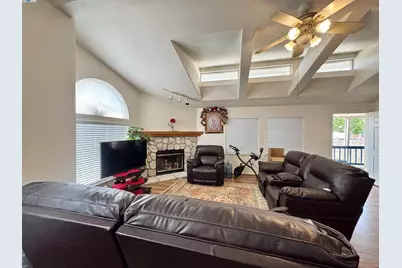 1220 Tasman 39, Sunnyvale, CA 94089 - Photo 3