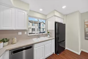 3276 Shiraz Pl, San Jose, CA 95135 - Photo 13