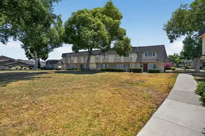 2746 Fricka Ct, San Jose, CA 95121 - Photo 29