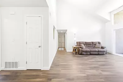 1485 De Rose Way 218, San Jose, CA 95126 - Photo 5