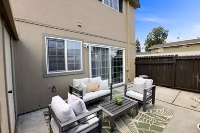 1526 Desdemona Ct, San Jose, CA 95121 - Photo 53