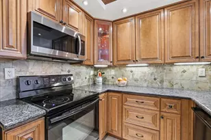 5320 Borneo Cir, San Jose, CA 95123 - Photo 7