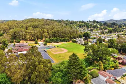 Rio Vista Dr, Pacifica, CA 94044 - Photo 55