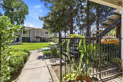 30 Muirfield Ct, San Jose, CA 95116 - Photo 3