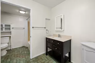 241 Turf View Dr, Solana Beach, CA 92075 - Photo 23