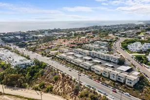 241 Turf View Dr, Solana Beach, CA 92075 - Photo 27