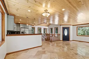 21568 Alma Court, Los Gatos, CA 95033 - Photo 19