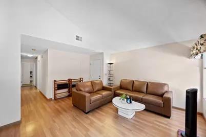1843 Perrone Cir, San Jose, CA 95116 - Photo 9