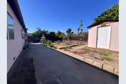 1262 Leeward Dr, San Jose, CA 95122 - Photo 11
