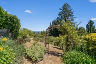 200 McAmant Dr, Santa Cruz, CA 95060 - Photo 89