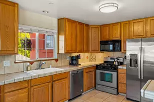 387 Ocean Ave, Monterey, CA 93940 - Photo 33