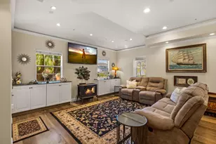 387 Ocean Ave, Monterey, CA 93940 - Photo 5