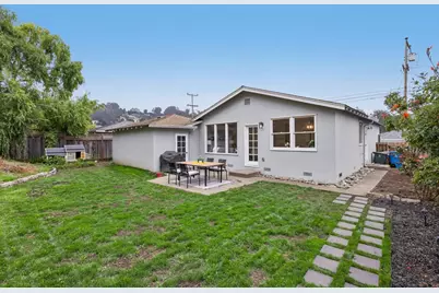 867 Serena Dr, Pacifica, CA 94044 - Photo 27