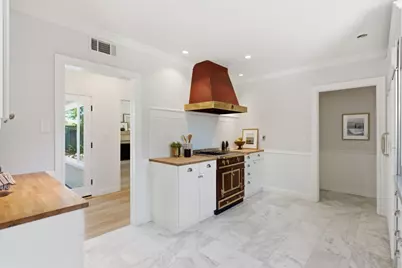 110 Valdeflores Dr, Burlingame, CA 94010 - Photo 15