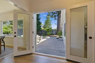 110 Valdeflores Dr, Burlingame, CA 94010 - Photo 11