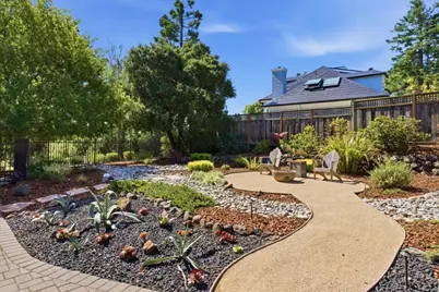 110 Valdeflores Dr, Burlingame, CA 94010 - Photo 25