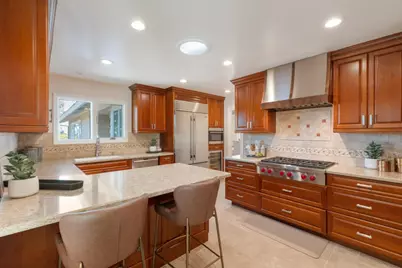 27133 Adonna Ct, Los Altos Hills, CA 94022 - Photo 17
