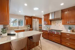 27133 Adonna Ct, Los Altos Hills, CA 94022 - Photo 15
