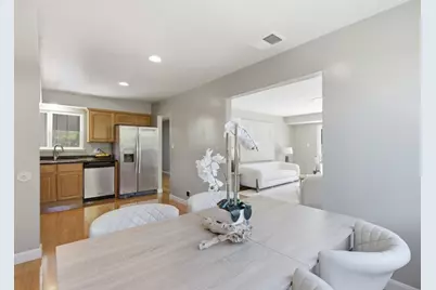 847 Alderbrook Ln, Cupertino, CA 95014 - Photo 17