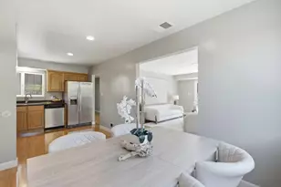 847 Alderbrook Ln, Cupertino, CA 95014 - Photo 17