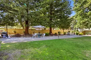 1031 Crestview Dr 106, Mountain View, CA 94040 - Photo 35