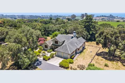360 Babe Thompson, Watsonville, CA 95076 - Photo 5