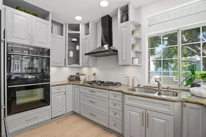 518 Porpoise Bay Ter A, Sunnyvale, CA 94089 - Photo 9