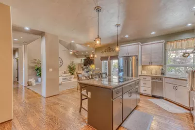 32 Crazy Horse Canyon Rd, Salinas, CA 93907 - Photo 9