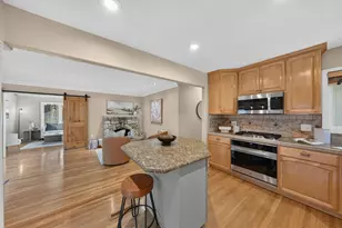1216 Willo Mar Dr, San Jose, CA 95118 - Photo 9