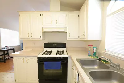 1358 Oakland Rd 121, San Jose, CA 95112 - Photo 13