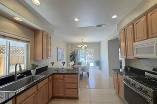 1745 Cambria Ct, San Jose, CA 95124 - Photo 9