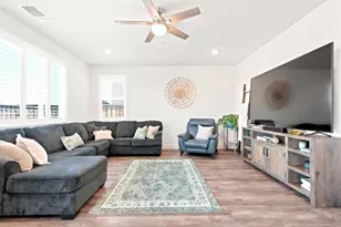 2201 Brighton Dr, Hollister, CA 95023 - Photo 9