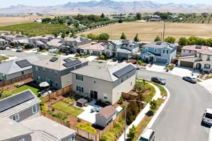 2201 Brighton Dr, Hollister, CA 95023 - Photo 33