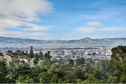 2323 Mastlands Dr, Oakland, CA 94611 - Photo 59