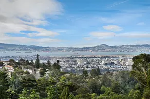 2323 Mastlands Dr, Oakland, CA 94611 - Photo 59