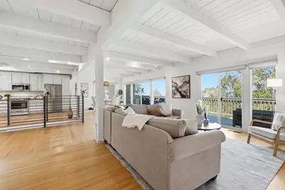 2323 Mastlands Dr, Oakland, CA 94611 - Photo 5
