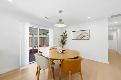 2273 Stratford Dr, San Jose, CA 95124 - Photo 9