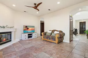 18120 Jaguar Ct, Tarzana, CA 91335 - Photo 7