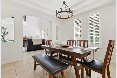 18120 Jaguar Ct, Tarzana, CA 91335 - Photo 19